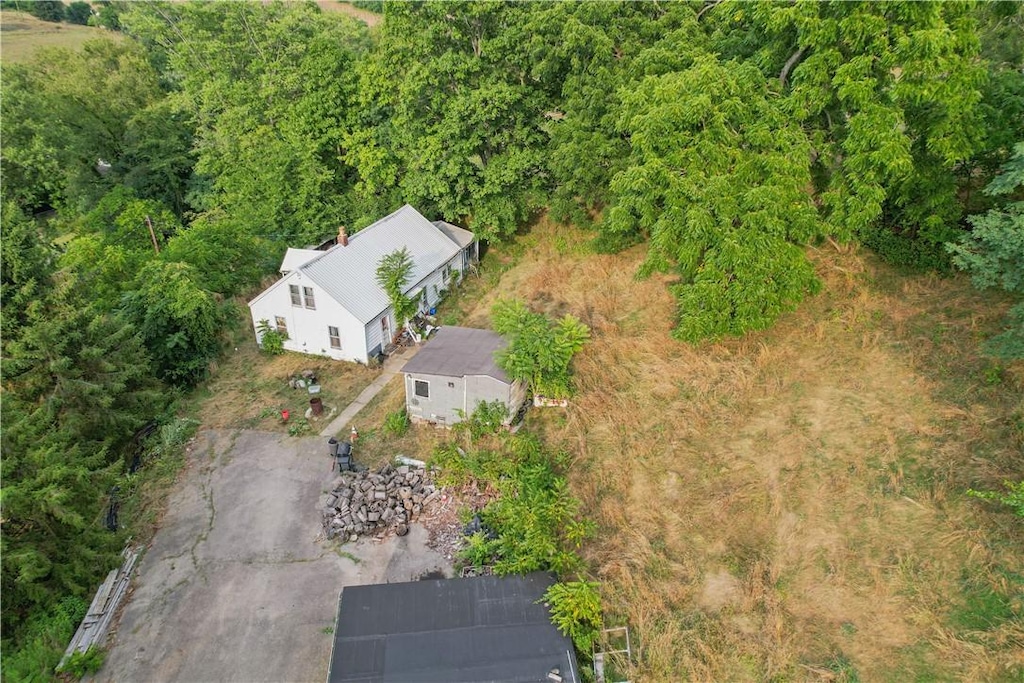 810 Mcelree Rd N, Franklin Twp, PA 15301 - aerial view