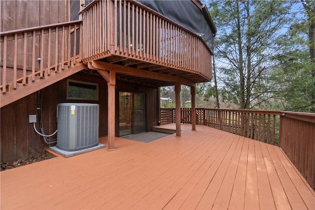 deck with central AC unit