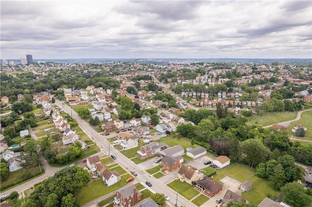 bird's eye view with a residential view