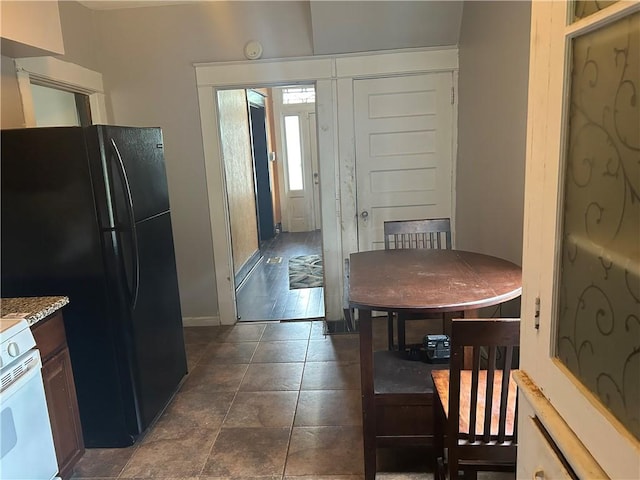 2007 Plainview Ave, Brookline, PA 15226 - dining room with baseboards