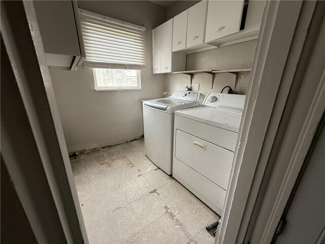 705 E 18th Ave, Munhall, PA 15120 - laundry room with washing machine and dryer and cabinet space