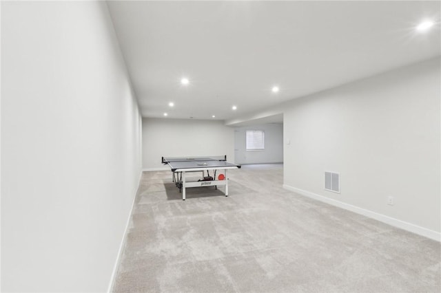 playroom with baseboards, light colored carpet, visible vents, and recessed lighting