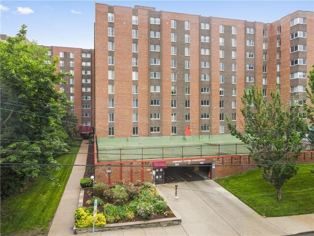 5 Bayard Rd Unit 113, Shadyside, PA 15213 - view of building exterior with fence