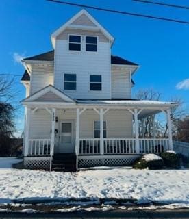 view of front facade with covered porch