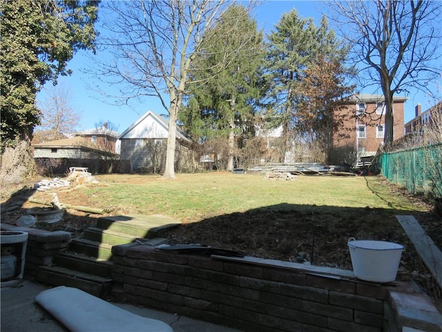 view of yard featuring fence