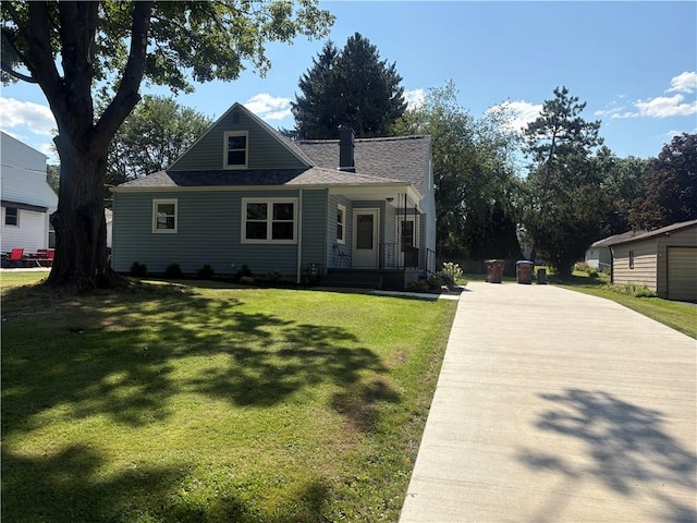 828 Smith Ave, Sharon, PA 16146 - photo 1