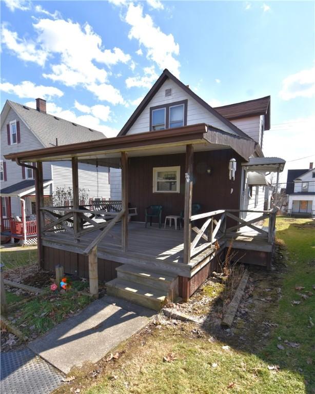 view of rear view of house