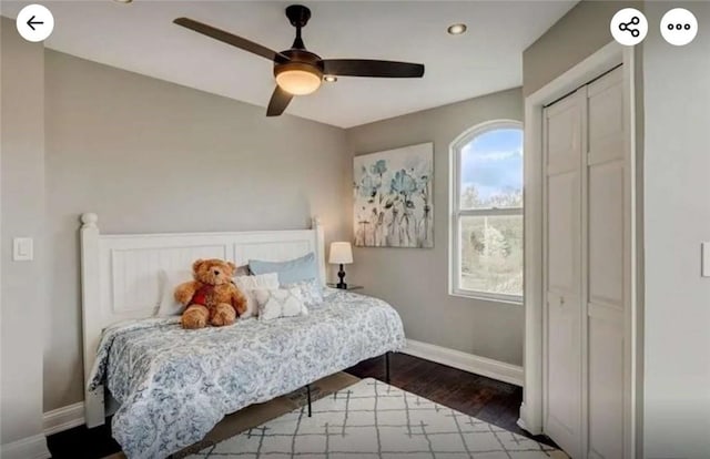 bedroom with recessed lighting, wood finished floors, baseboards, and ceiling fan