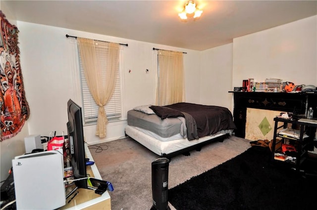 bedroom with carpet flooring