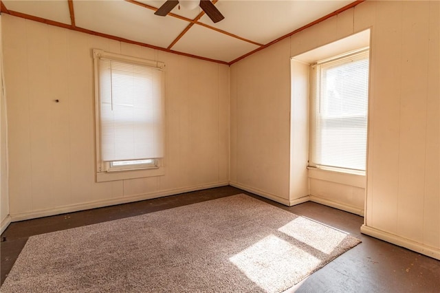 empty room with a ceiling fan