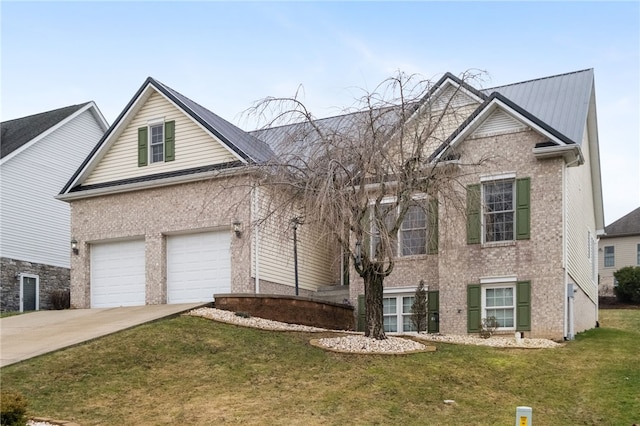 view of front of property featuring a front lawn, brick siding, and driveway