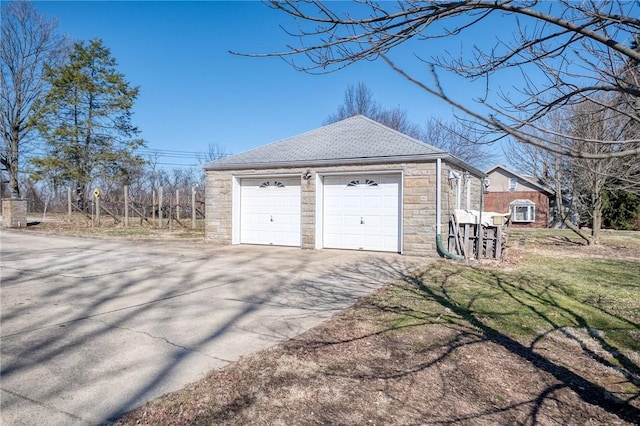 view of detached garage