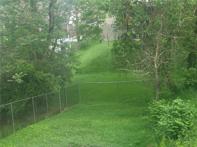 2734 Almora St, Carrick, PA 15227 - photo 2