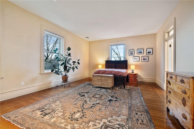 5435 Dunmoyle St, Squirrel Hill, PA 15217 - bedroom featuring wood finished floors and baseboards