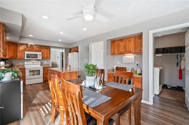 dining room with recessed lighting, baseboards, dark wood finished floors, and a ceiling fan