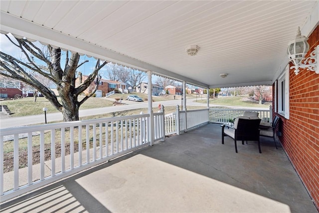 view of patio / terrace with covered porch