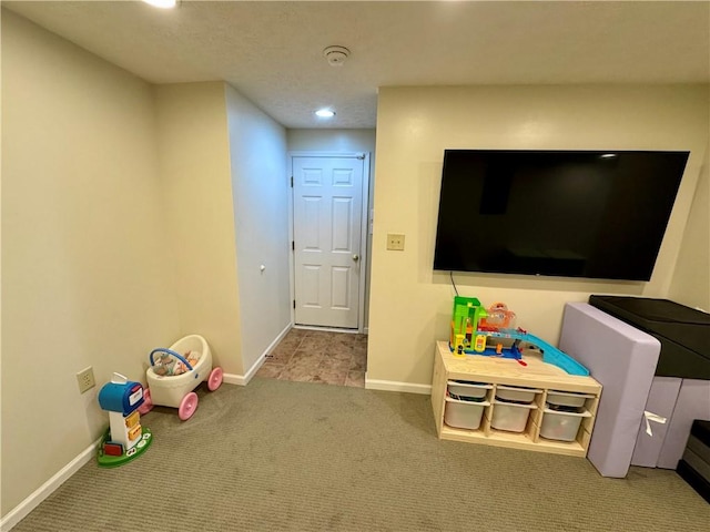 playroom with recessed lighting, baseboards, and carpet flooring