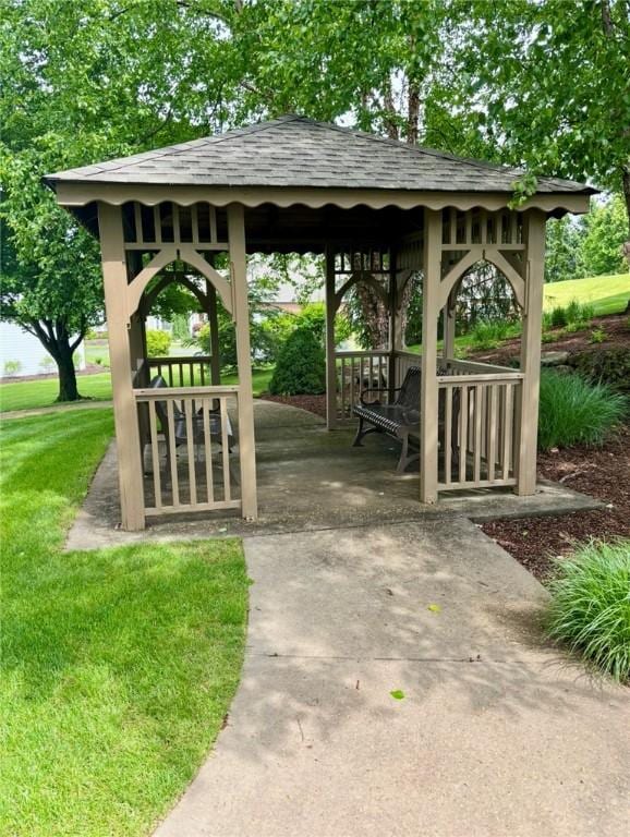 6233 Oyster Bay Ct, South Fayette, PA 15017 - view of property's community with a gazebo and a yard