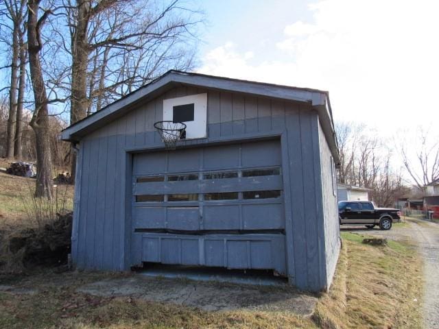 view of detached garage