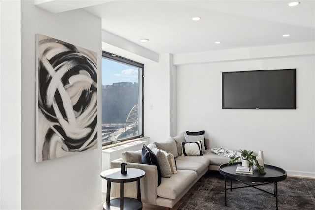 living room featuring recessed lighting