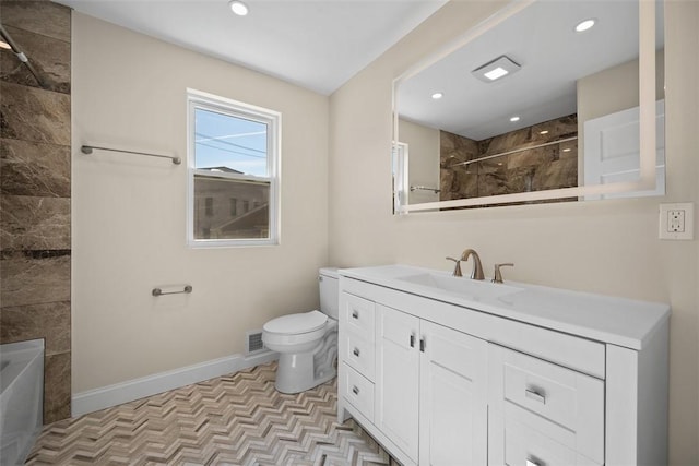 full bathroom featuring toilet, a tub to relax in, recessed lighting, tiled shower, and baseboards