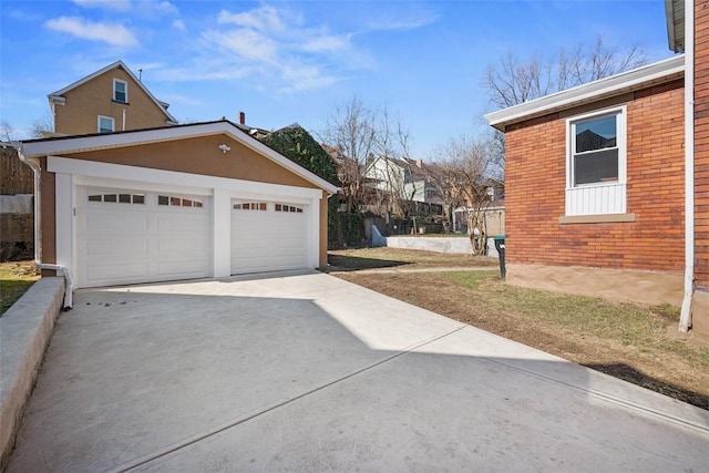 detached garage with fence