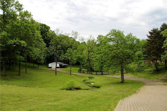 5125 Bear Run Rd, Cranberry Twp, PA 16066 - surrounding community with a detached garage, an outdoor structure, driveway, and an outbuilding