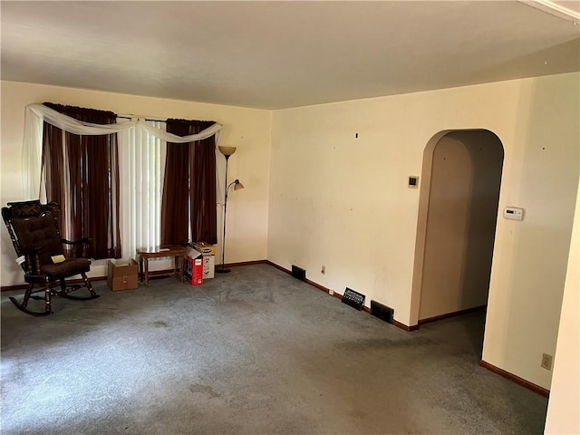 4 Woodbine Dr, Hempfield Twp Mer, PA 16125
