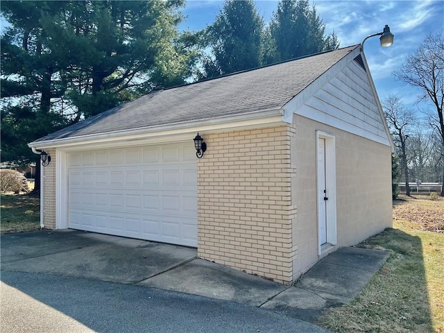 view of detached garage