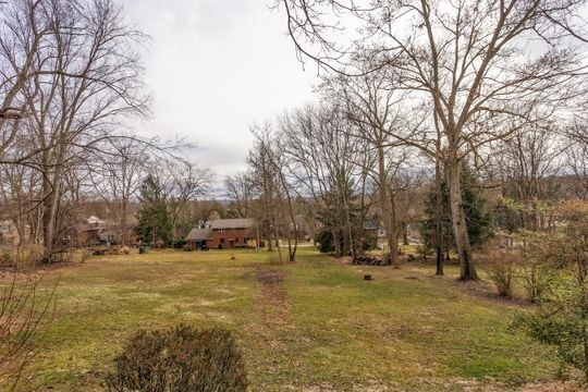 612 Orchard Hill Dr, Ohara, PA 15238 - photo 4