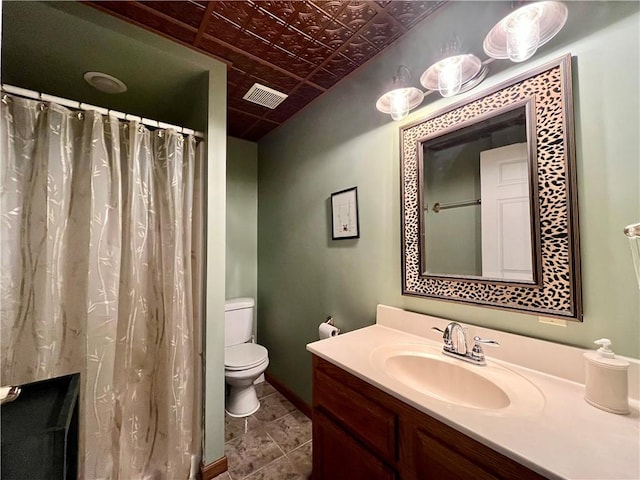 full bath with visible vents, an ornate ceiling, toilet, and vanity