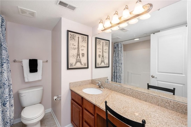 full bath with visible vents, toilet, vanity, and baseboards