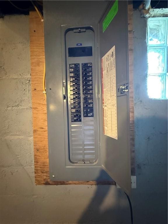 9 E Ridge Ave, Greenville Boro Mer, PA 16125 - utilities featuring electric panel