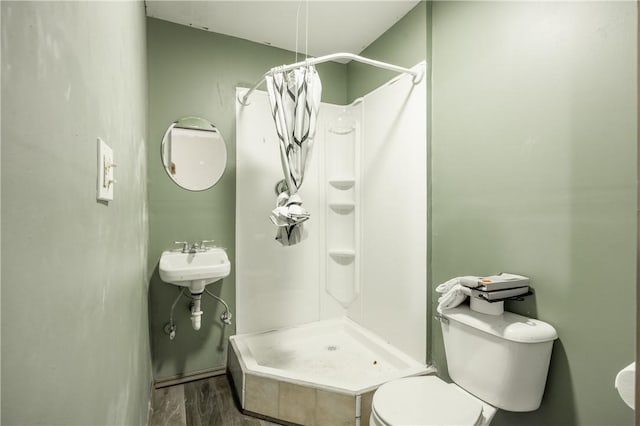 3361 Portola Ave, Observatory Hill, PA 15214 - full bathroom with a shower stall and wood finished floors