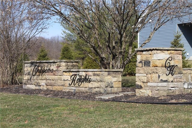 330 Cherokee Dr, Chippewa Twp, PA 15010 - view of community sign