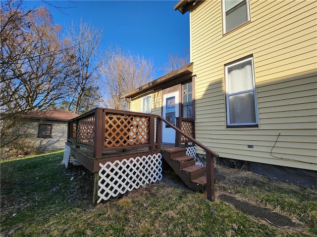 26 W Terrace Ave, New Castle/8Th, PA 16102 - view of wooden terrace
