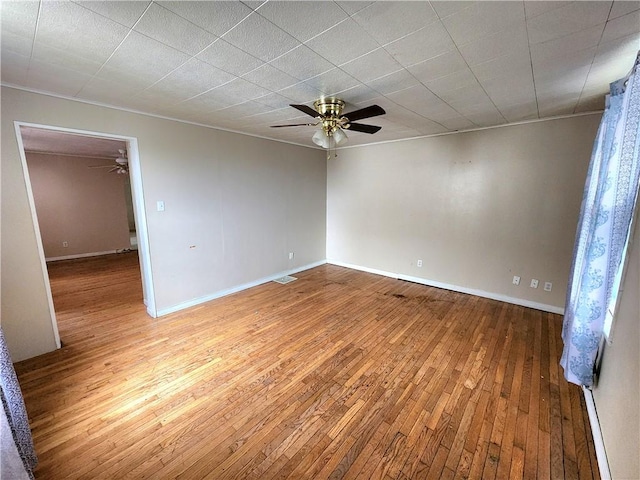 26 W Terrace Ave, New Castle/8Th, PA 16102 - spare room featuring ceiling fan, baseboards, and light wood-style floors