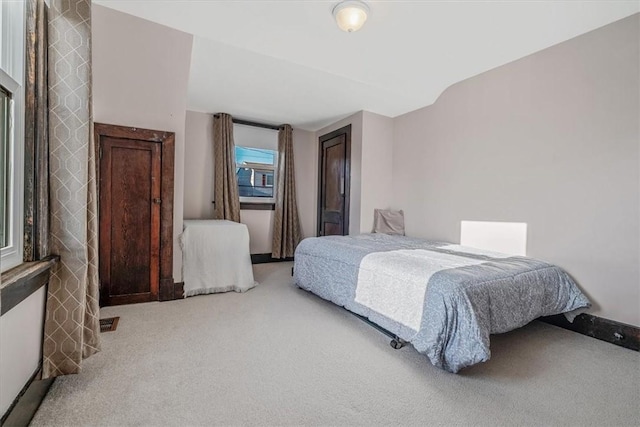 bedroom featuring carpet flooring