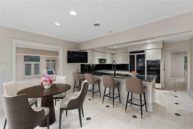 2172 Hycroft Dr, Upper St Clair, PA 15241 - dining room featuring baseboards and recessed lighting