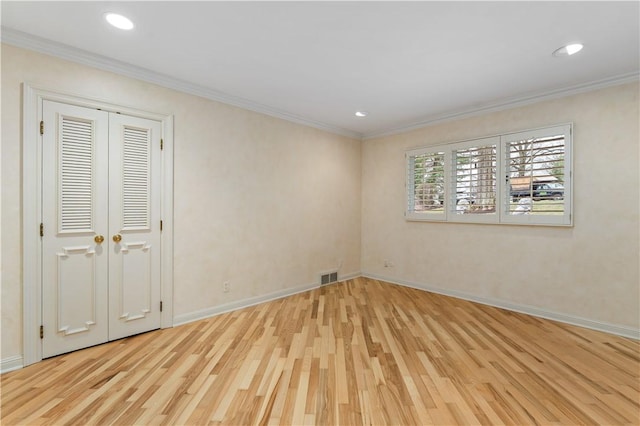 2172 Hycroft Dr, Upper St Clair, PA 15241 - unfurnished bedroom with wood finished floors, crown molding, baseboards, and recessed lighting