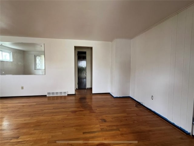 186 Kathleen Dr, Baldwin Boro, PA 15227 - spare room featuring wood finished floors