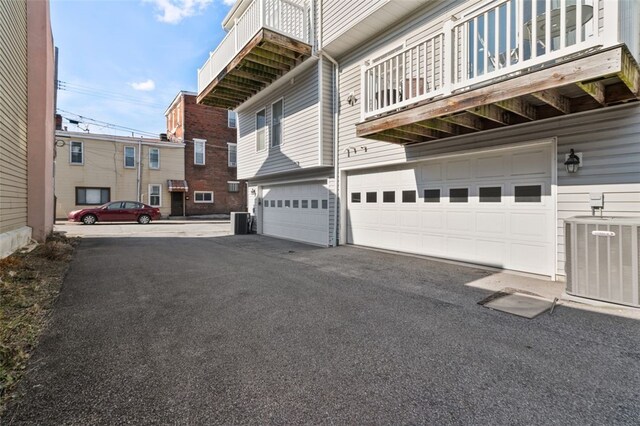 2802 Jane St, South Side, PA 15203 - garage with central AC and driveway