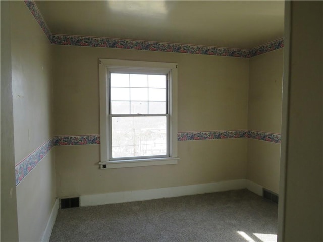 437 Shady Ave, Charleroi Boro, PA 15022 - carpeted spare room featuring baseboards, visible vents, and plenty of natural light