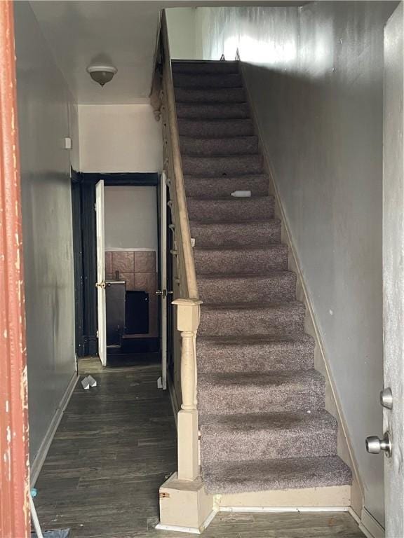 401 Allen, Allentown, PA 15210 - stairs featuring baseboards and wood finished floors