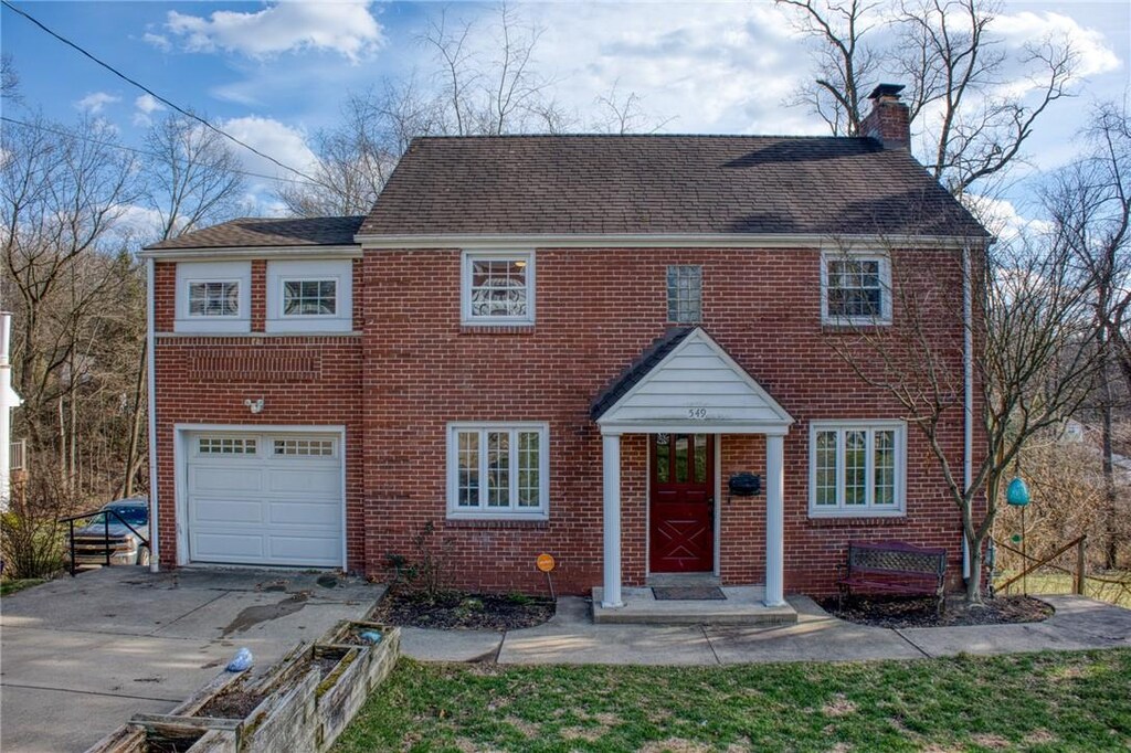 549 Springdale Dr, Penn Hills, PA 15235 - photo 1