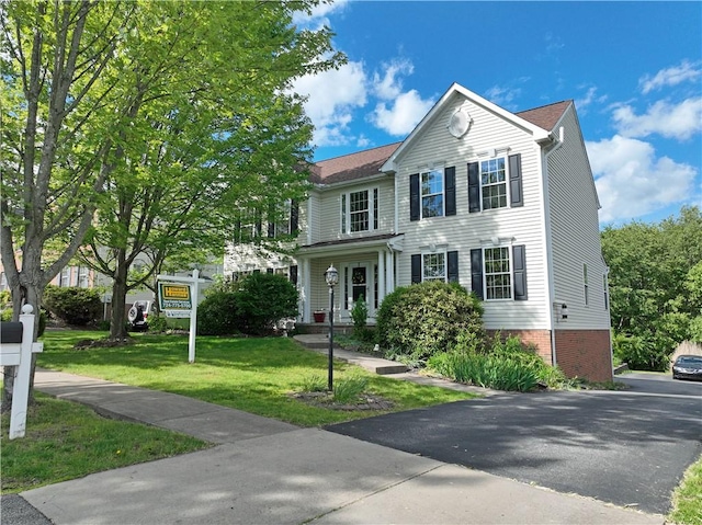 505 Luke Ct, Cranberry Twp, PA 16066 - view of front facade featuring a front yard