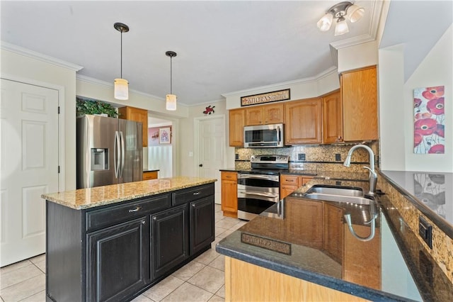 505 Luke Ct, Cranberry Twp, PA 16066 - kitchen with stainless steel appliances, a sink, light tile patterned flooring, decorative backsplash, and ornamental molding