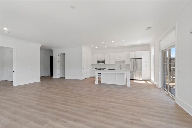 1 1st St Unit 413, Oakmont, PA 15139