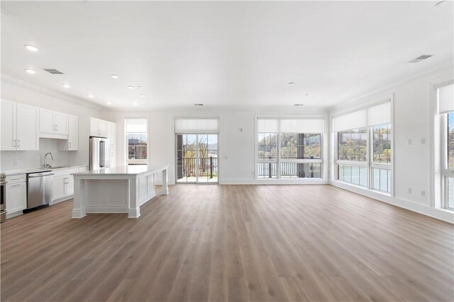 1 1st St Unit 413, Oakmont, PA 15139