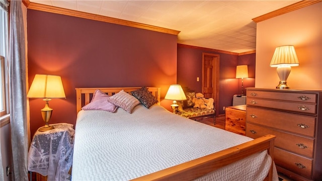 612 Freeport Rd, South Buffalo Twp, PA 16229 - bedroom featuring crown molding
